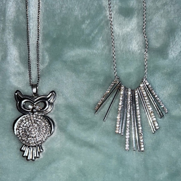 Necklace bundle - Picture 2 of 3